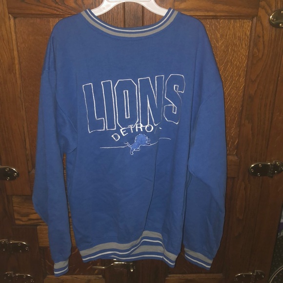 LOGO 7 Other - 3 for $30 ♡♡♡ Blue Lions CrewNeck